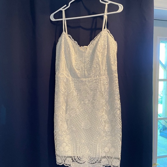 Lulu's white dress size L women - Picture 2 of 4